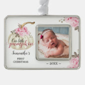 リトルカボチャ初めてのクリスマスピンクフローラ写真 シルバープレートフレームオーナメント (正面)