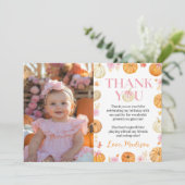 リトルカボチャ秋ガール誕生日写真 サンキューカード (スタンド正面)