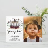 リトルカボチャ誕生日パーティー金ゴールド写真 招待状 (スタンド正面)