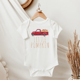 リトルカボチャ赤いトラックの水の色感謝祭 ベビーボディスーツ