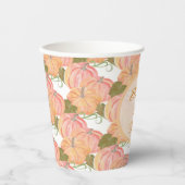 リトルカボンプキンオンザウェイベビーシャワー名前をカスタムする 紙コップ (正面)