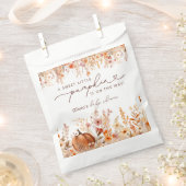 リトルカボ素朴ンプキン秋ワイルドフラワーベビーシャワー フェイバーバッグ (クリップ留めされた状態)