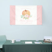 リトルカンプキンファースト誕生日フローラピンクプレイド 横断幕 (トレードショー)