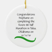 リトルグリーンの女子ハーフマラソンオーナメント セラミックオーナメント (裏面)