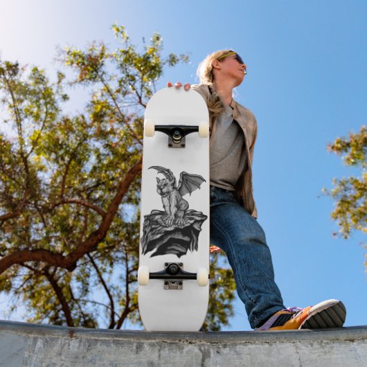 リトルゴーレムガルゴイル スケートボード (室外1)