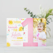 リトルサンシャインレモネードピンクガールレモン誕生日 招待状 (スタンド正面)