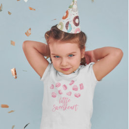リトルスウィートガールバースデーパーティー トドラーTシャツ