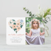 リトルスウィートピンクフローラガール誕生日写真 招待状 (スタンド正面)