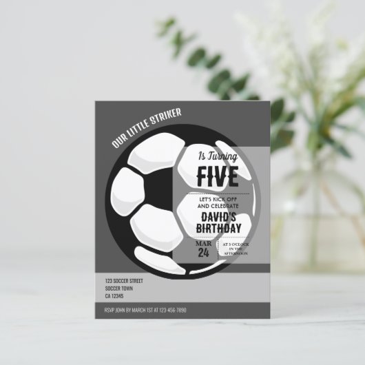 リトルストライカーサッカー予算誕生日招待状 (スタンド正面)