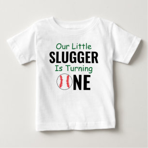 リトルスラッガー野球1歳の誕生日 ベビーTシャツ