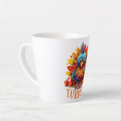 リトルターキー – かわいいカラフル漫画スタイル カフェラテマグ (左アングル)