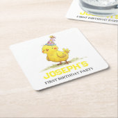 リトルチックファーム誕生日チキン スクエアペーパーコースター (アングル)