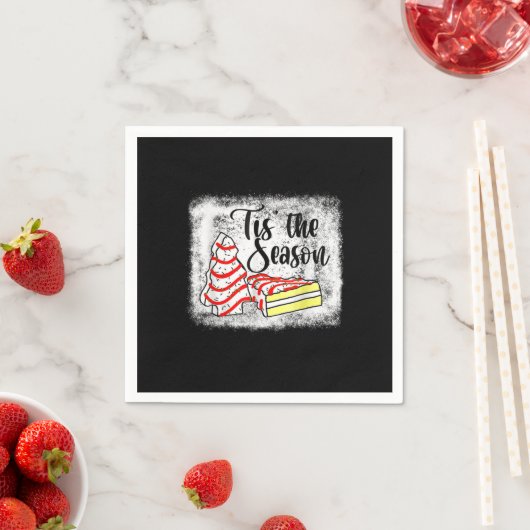 リトルティズザシーズンクリスマスツリーケーキのデビー スタンダードカクテルナプキン (インサイチュ)