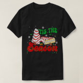 リトルティズザシーズンクリスマスツリーケーキのデビー Tシャツ (デザイン正面)