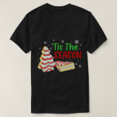 リトルティズザシーズンクリスマスツリーケーキのデビー Tシャツ (デザイン正面)