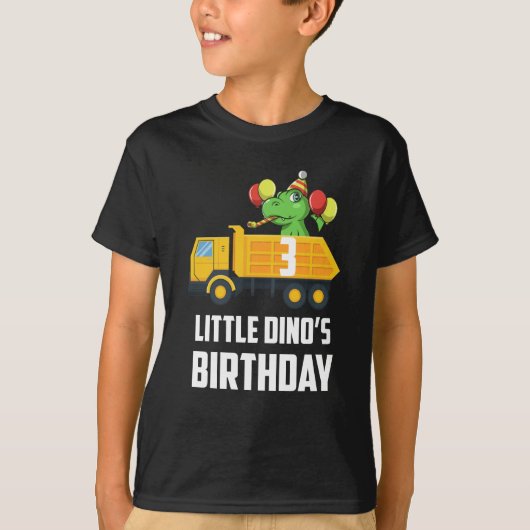 リトルディノの誕生日、3歳の男の10代の子のプレゼント Tシャツ (正面)