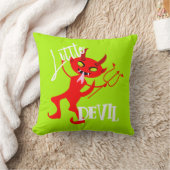 リトルデビルカワイデーモンキャラクターおもしろい文 クッション (ブランケット)