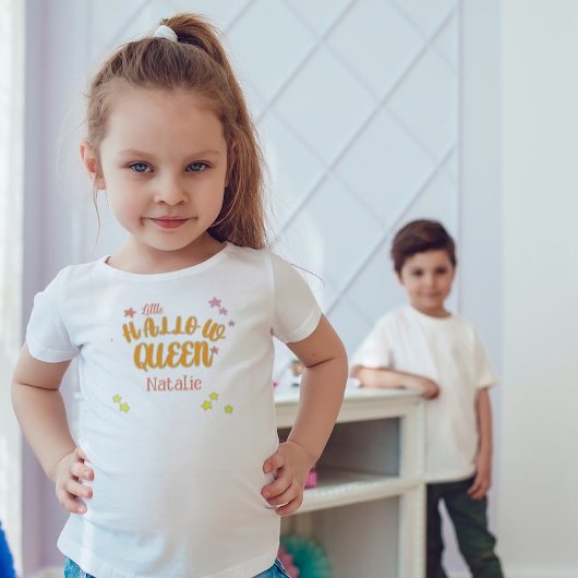 リトルハロクイーンハロウィーン名前をカスタムする トドラーTシャツ