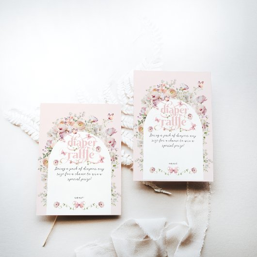 リトルバターフライ赤面ピンクフローラガールベビーシャワー エンクロージャーカード