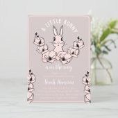リトルバニーかわいいピンクのフローラ赤ちゃんシャワー 招待状 (スタンド正面)