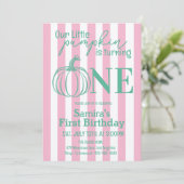 リトルパンプキン ピンク グリーン 秋 誕生日1歳 招待状 (スタンド正面)
