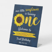 リトルヒマワリ1歳の誕生日へようこそ 台座サイン (正面)