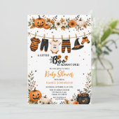 リトルブーハロウィンベビーシャワーの物干しロープ 招待状 (スタンド正面)