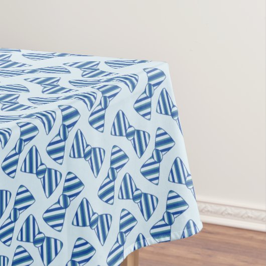 リトルマンボーイの誕生日パーティー テーブルクロス (インサイチュ)