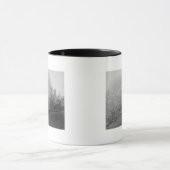 リトルミズーリビュッテベヨードフィールドと木 マグカップ (中央)