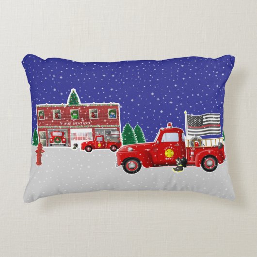 リトルレッド消防車と消防署 アクセントクッション (正面)