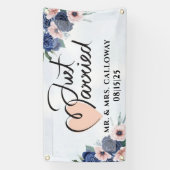 リトルレトロたった今結婚しましたカーバナー 横断幕 (縦)