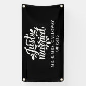 リトルレトロたった今結婚しましたカーバナー 横断幕 (縦)