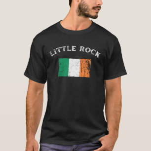 リトルロックアーカンソー州アイリッシュアメリカン国旗のバッジ Tシャツ