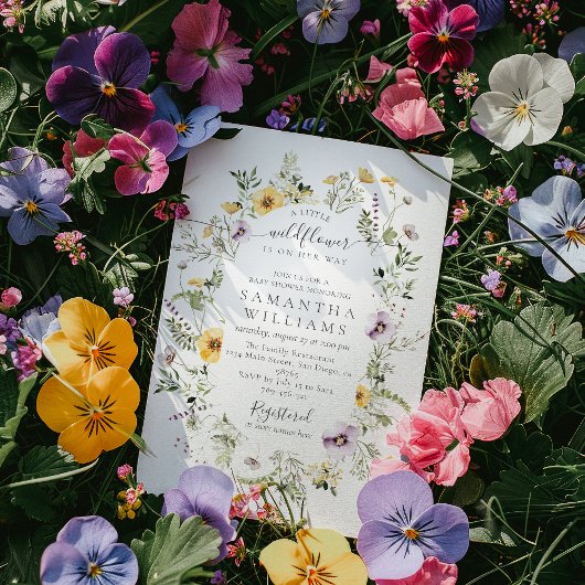 リトルワイルドフラワーパープルフローラベビーガールシャワー 招待状