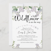 リトルワイルドフラワーベビーガールシャワーダスティパープル 招待状 (正面)