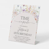 リトルワイルドフラワー 1歳の誕生日カプセルサイン 台座サイン (正面)