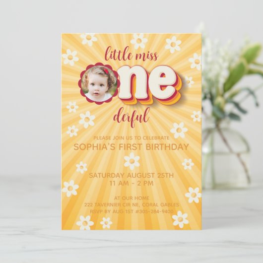 リトル恋しく思ア・ワン・ダーフル写真デイジー第1誕生日 招待状 (スタンド正面)