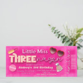 リトル恋しく思スレーナーガー – 女の子の3rd誕生日チケット 招待状 (スタンド正面)