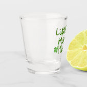 リトル恋しく思ラッキーセントパトリックの日グリーン ショットグラス (左)