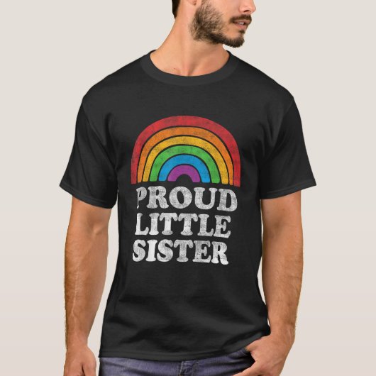 リトル誇りを持ったシスターLGBTQレインボーサポートLGBTゲイ Tシャツ (正面)