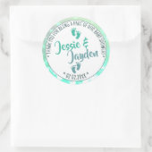 リトル足ライトティール（緑がかった色）グラデーションベビーシャワーボーイツイン ラウンドシール (バッグ)