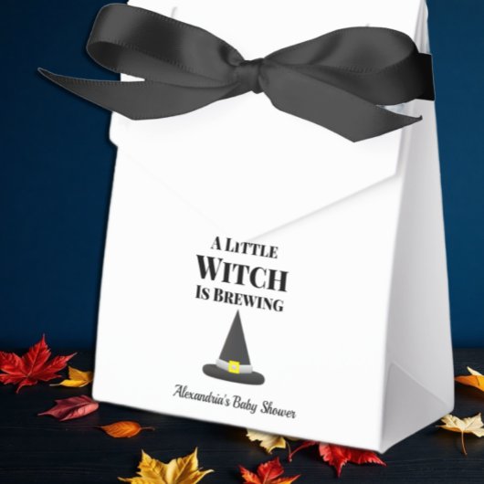 リトル・ウィッチはハロウィーン妊娠を醸造している フェイバーボックス