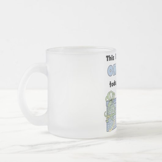 リトル・ガイはTシャツとギフトの一つ フロストグラスマグカップ (左)