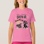 リトル・ディヴァ6誕生日Tシャツとギフト Tシャツ<br><div class="desc">リトル・ディヴァ第6誕生日Tシャツ、フード付、マグカップ、カード、シール、マグネット、トートバッグ、6歳の女の子が愛する他の6歳の誕生日のアパレルやギフト!</div>