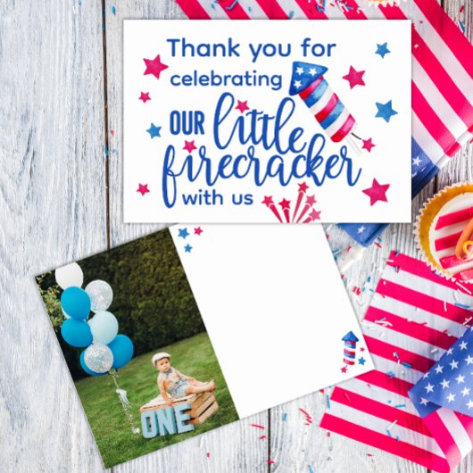リトル・ファイヤークラッカー 4th of July 1歳の誕生日写真 サンキューカード
