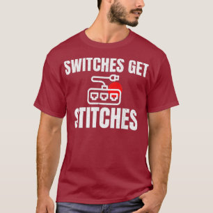 リヌ システムアドミン スイッチーズ ゲット スティッチズ Tシャツ