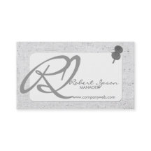 リネンとプモノグラムのッシュピンを持つ華やかな