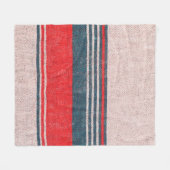 リネンニットウェアの赤いプリントストライプ  フリースブランケット (正面(横))