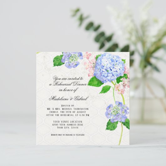 リハーサルの夕食の夏の青いアジサイの水彩画 招待状 (スタンド正面)