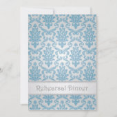 リハーサルディナー招待状。青いダマスクパターン。 招待状 (正面)